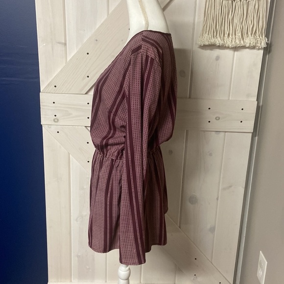 Band of Gypsies Bell Sleeve Romper, Large - Picture 5 of 7